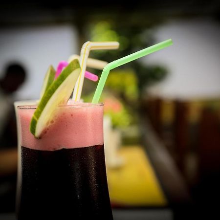 Mansea Beach Hotel Kololi Bagian luar foto