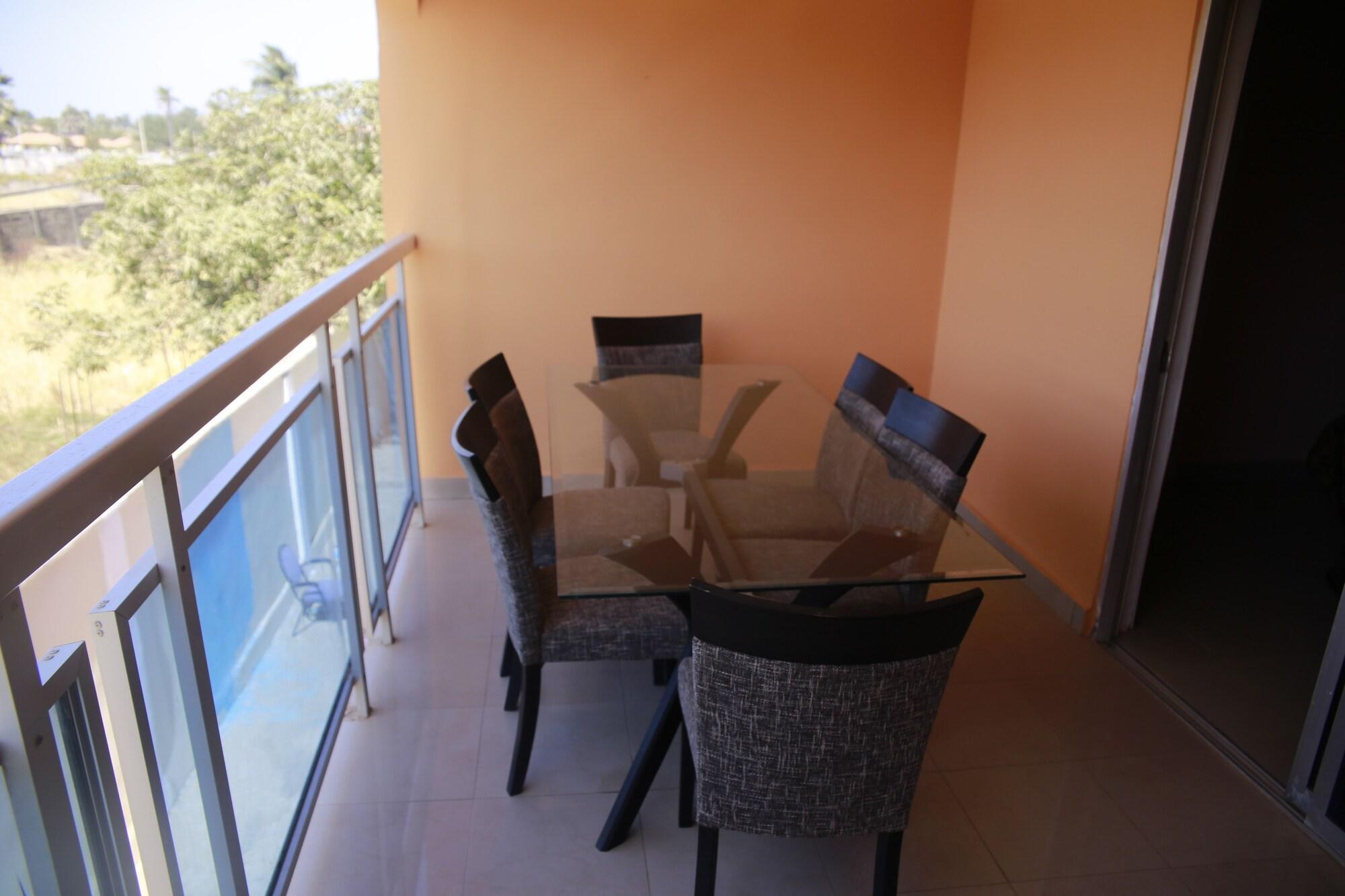 Mansea Beach Hotel Kololi Bagian luar foto