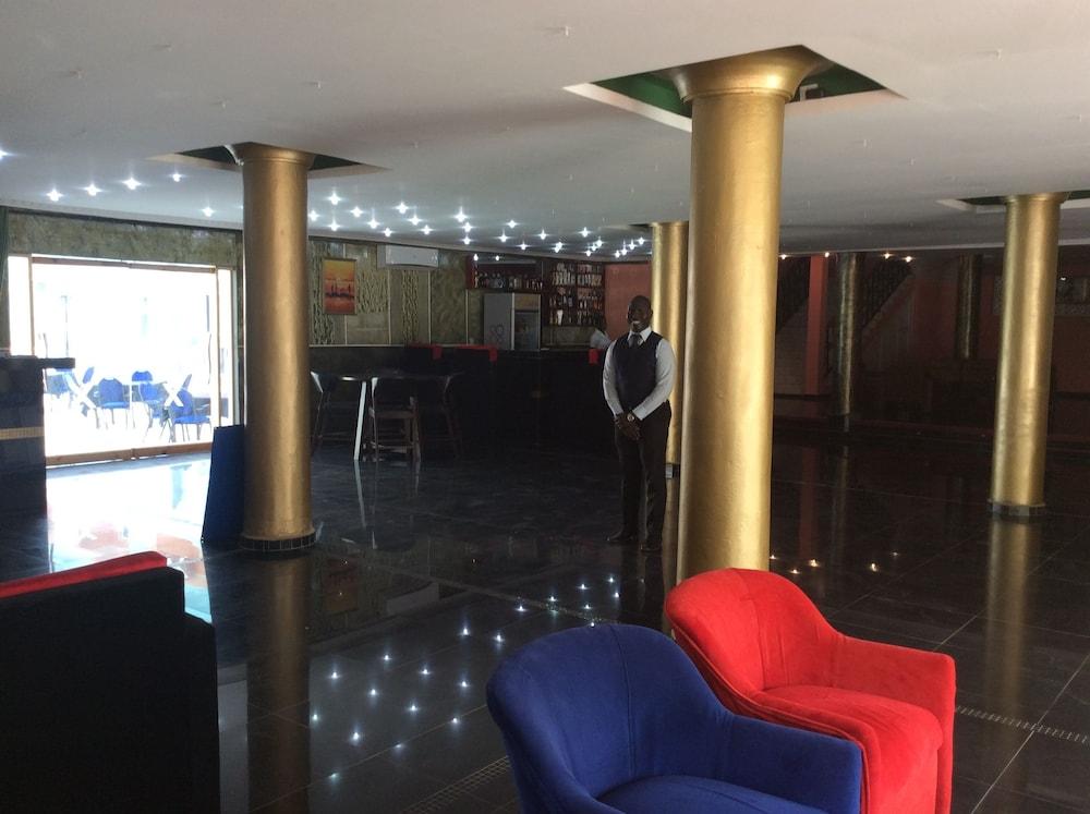 Mansea Beach Hotel Kololi Bagian luar foto